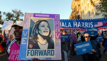 愤怒的女性选民 能否把哈里斯送进白宫