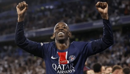 世俱杯-登贝莱复出梅西哑火 内维斯双响巴黎4-0迈阿密