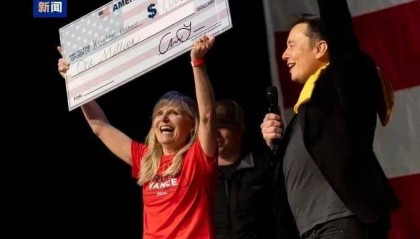 大选倒计时，7802万人已投票！49%比48%，特朗普在最关键“摇摆州”领先！防弹玻璃、铁丝网、钢板门、狙击手，美国多州加强安保