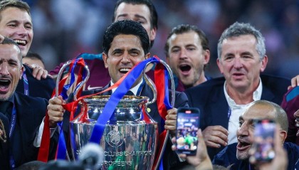 欧冠决赛前夜密谈曝光！恩里克警告纳赛尔：球员训练200%要出事！大巴黎5-0夺冠背后竟如此惊险？