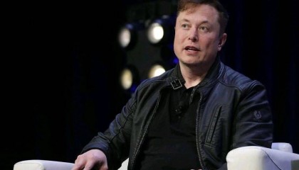 马斯克聪明反被聪明误，自立“美国党”犯了大错，特朗普不会放过他