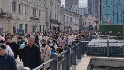 哈尔滨地铁3号线中华巴洛克街区站日进出站客流约两万人次！客流增长超三成