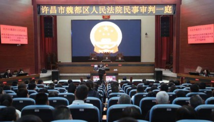 胖东来“红内裤”事件博主被判赔偿40万，发布道歉信30日内不得删除