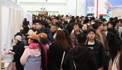 严重缺人！实习生也月入过万，广州多公司抢人