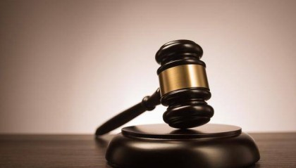 夫妻吵架后，丈夫将跳楼重伤的妻子送回娘家，法院判了