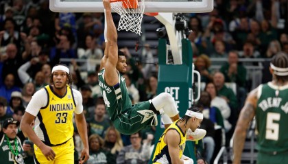 重磅！字母哥交易闹剧迎结局？曝多队已死心，雄鹿球迷狂喜！