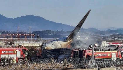 外媒：尹锡悦就韩国客机失事向遇难者家属表示慰问