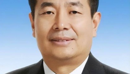 曾任中央纪委副书记的他，已任新疆维吾尔自治区党委书记