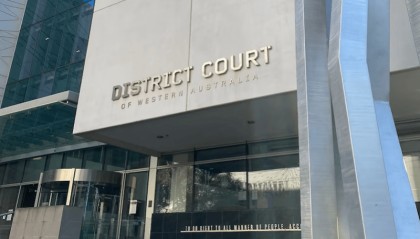 中国商人被骗至澳洲遭拘禁虐待，3人获刑！曾被迫戴电击项圈