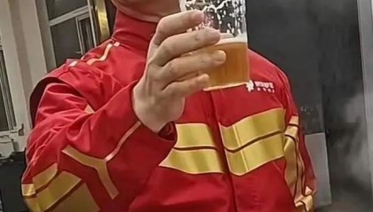 刘强东吃了一顿“价值上亿”的火锅之后，京东外卖崩了