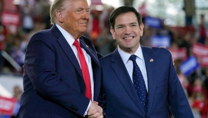 美国务卿上任不到24小时，中方改了他的称呼，我外长警告：好自为之