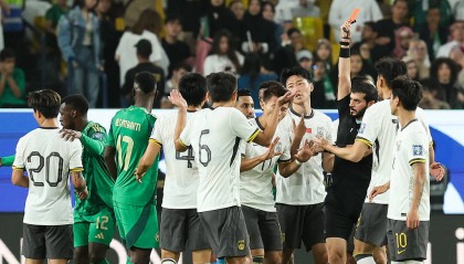 伊万科维奇：国足少一人确实很难，永远是下一场更关键