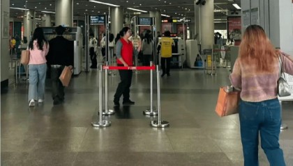 晚高峰“丝滑进站”，广州地铁安检恢复往日流程