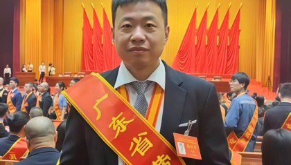 华师附中汕尾学校教师刘宇荣获“广东省劳动模范”荣誉称号