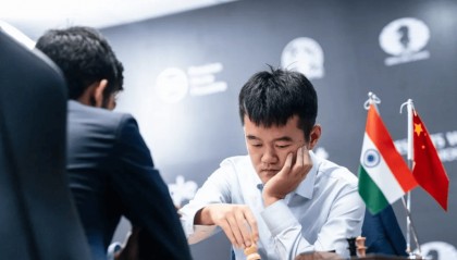 【国际象棋男子世界冠军赛】第八盘，丁立人一波三折收获平局