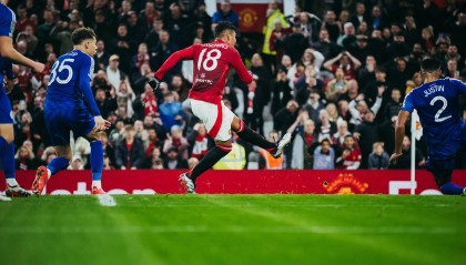 联赛杯-临时主帅范尼首秀 胖虎B费双响曼联5-2莱斯特城