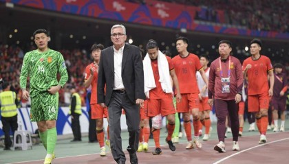 新闻分析：冲击世界杯 中国男足必须连赢两场“生死战”