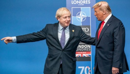 英国前首相约翰逊跳出来辩护：特朗普是为了震惊欧洲人，促使他们采取行动