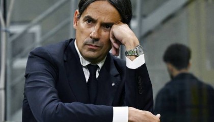 不满判罚，国米赛后无人接受采访，小因扎吉与全队复盘1小时