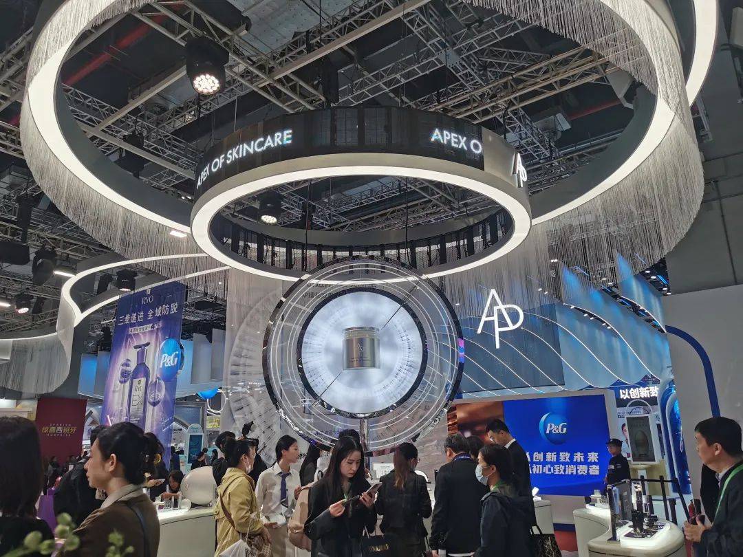 耐克、百事、联合利华、大众、乐高、lululemon、华住……旧友新朋共话进博|聚焦进博会