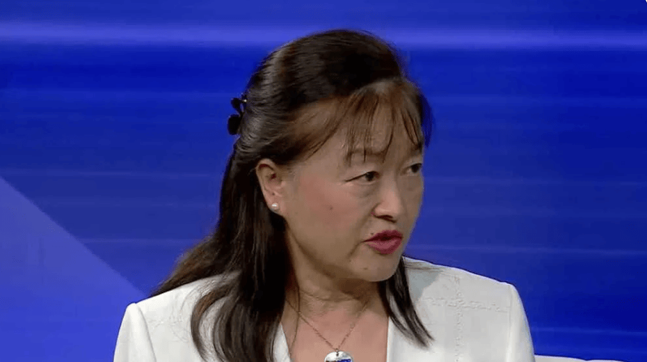 这帮狗汉奸冲特朗普摇尾巴,被一脚踹开