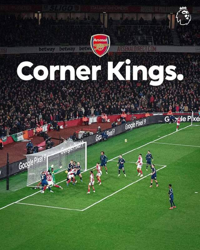 阿森纳2-0曼联获封“角球之王”,阿莫林终结联赛34场不败,詹俊:曼联人员轮换有亮点