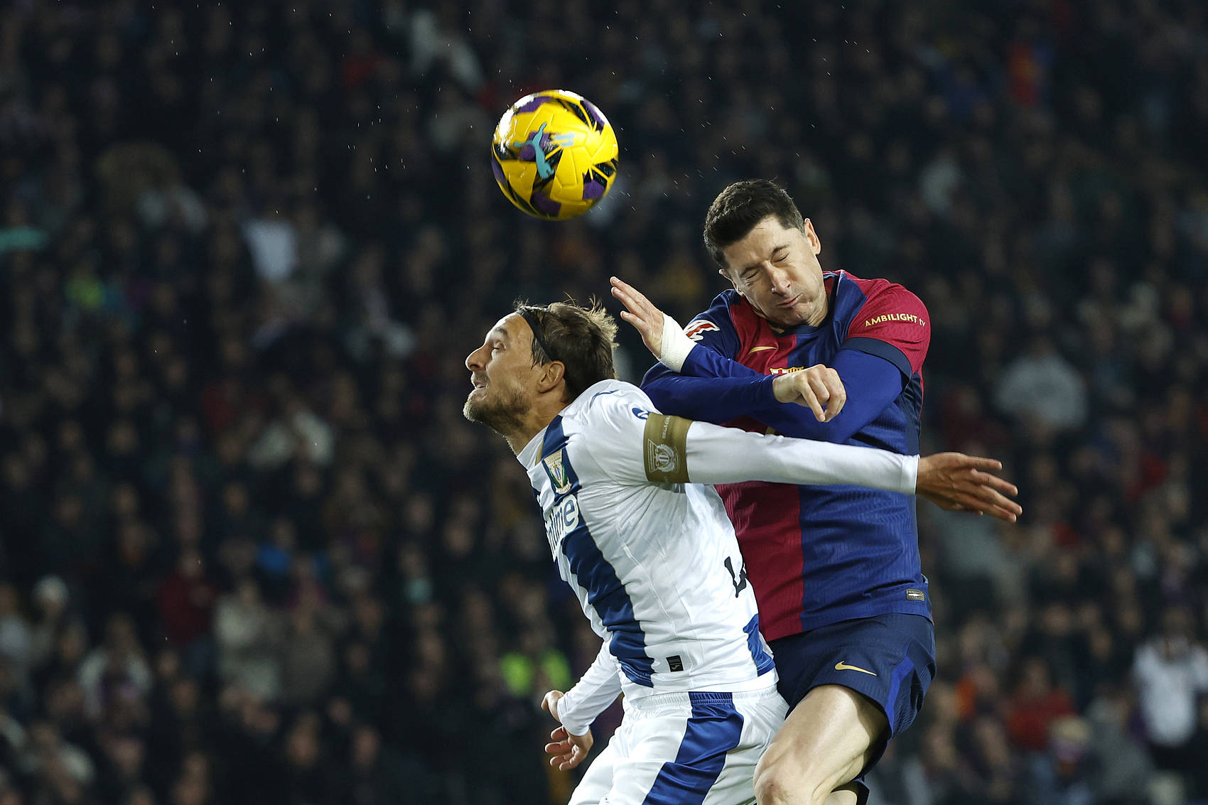 西甲-红蓝军全场20射无果 巴萨0-1莱加内斯近6轮仅1胜