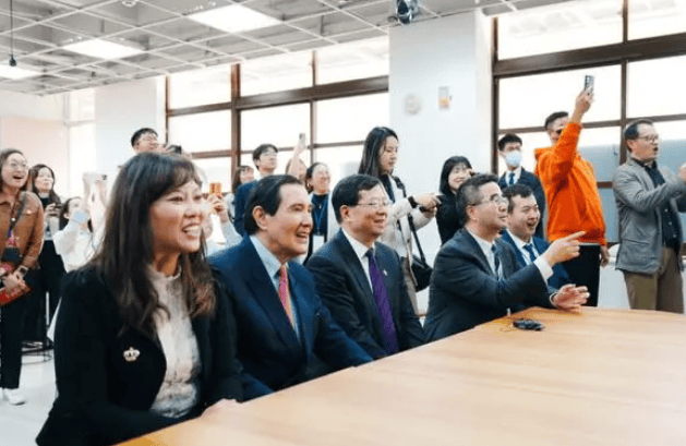 统一大局已定!马英九官宣重磅消息,赖清德坐不住了,“统一”势不可挡