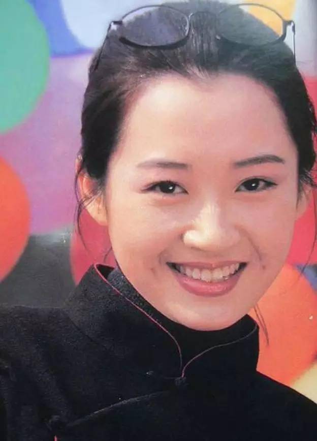 事实证明,55岁“无人敢娶”的许晴,才是真正的人间清醒!