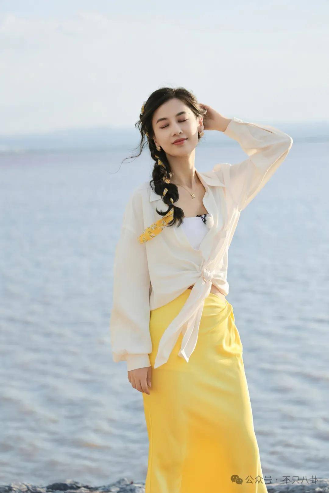 昔日夫妻之情皆沦为他炒热度的工具,这场博眼球的闹剧何时结束?