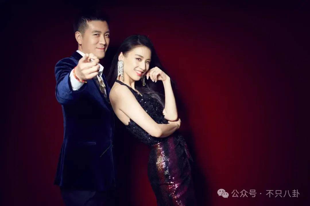 昔日夫妻之情皆沦为他炒热度的工具,这场博眼球的闹剧何时结束?