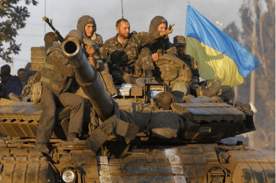 重磅消息!俄乌展开激烈交火,俄境内爆炸突响,普京报复说到就到 