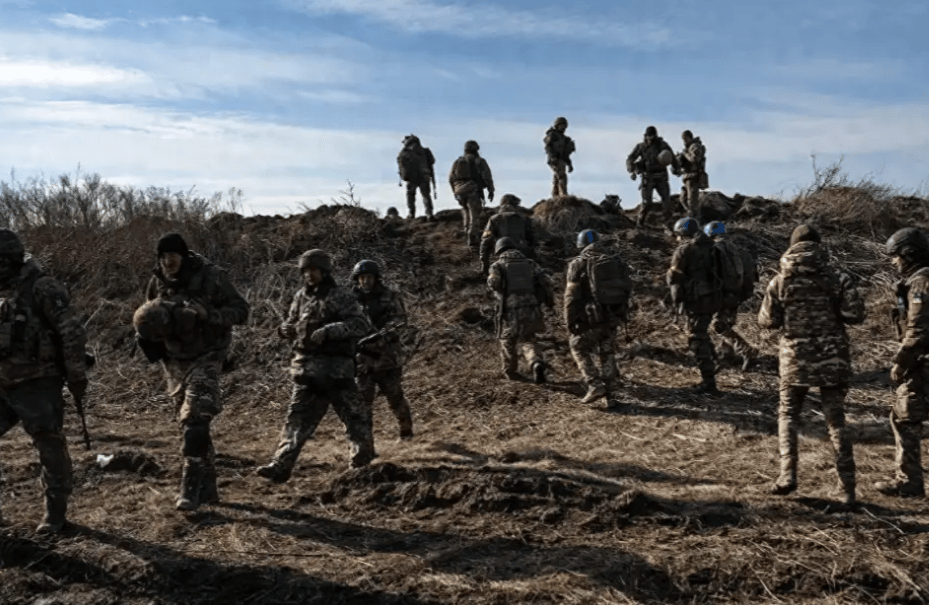 重磅消息!俄乌展开激烈交火,俄境内爆炸突响,普京报复说到就到 