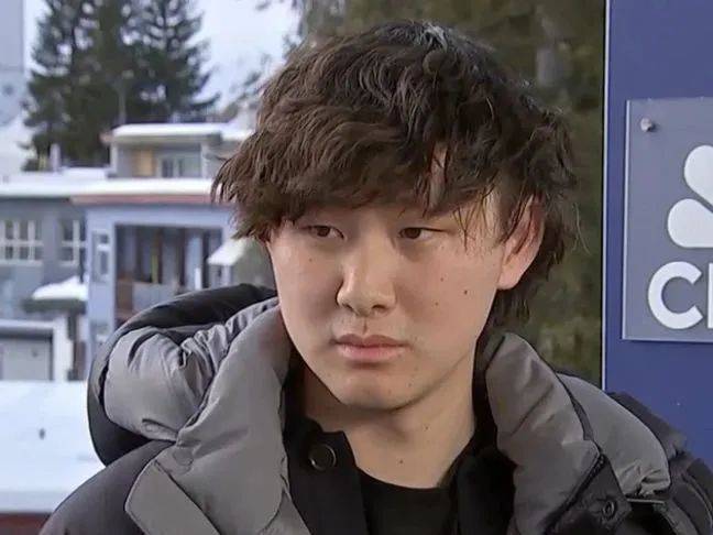 “华裔天才”亚历山大·王:DeepSeek的AI大模型发布可能会“改变一切”