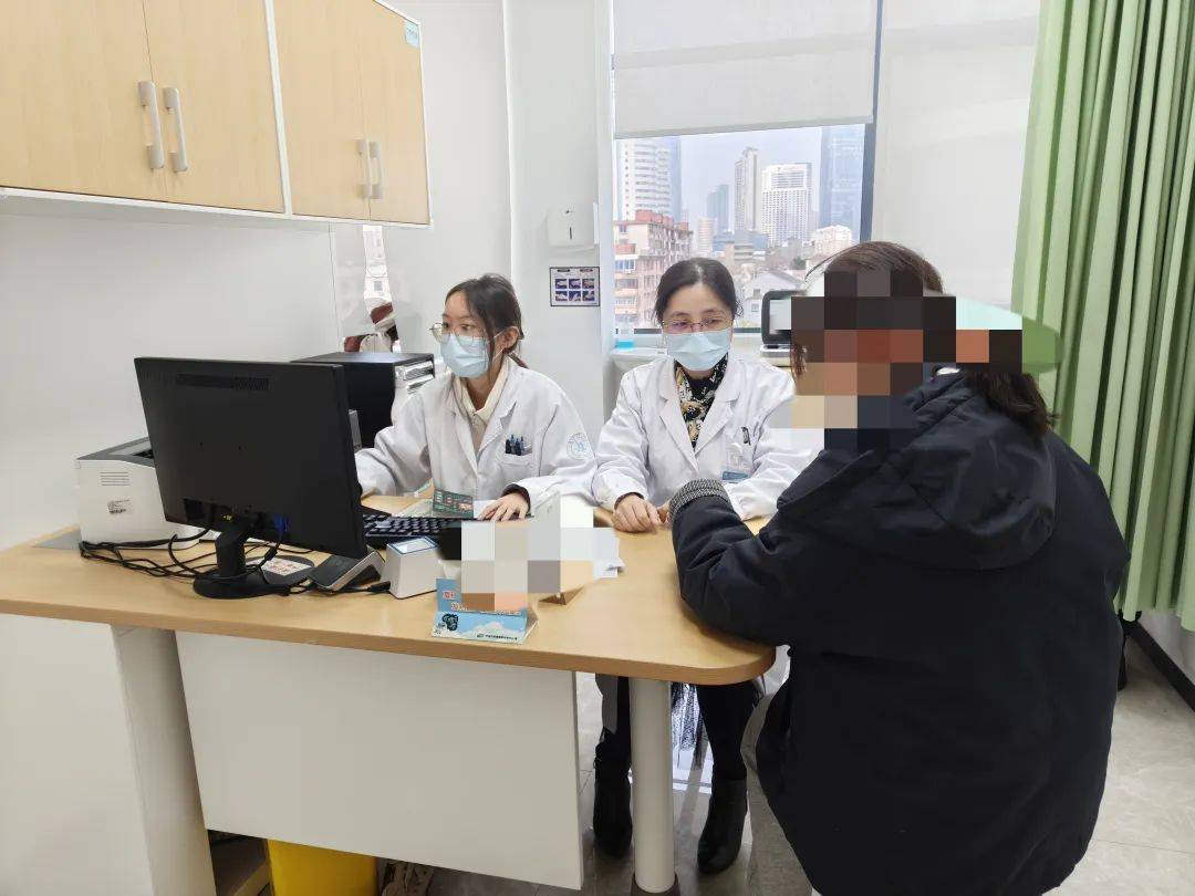 宁波女子确诊败血症,当场喷脓血……警惕!最近很多人都在做