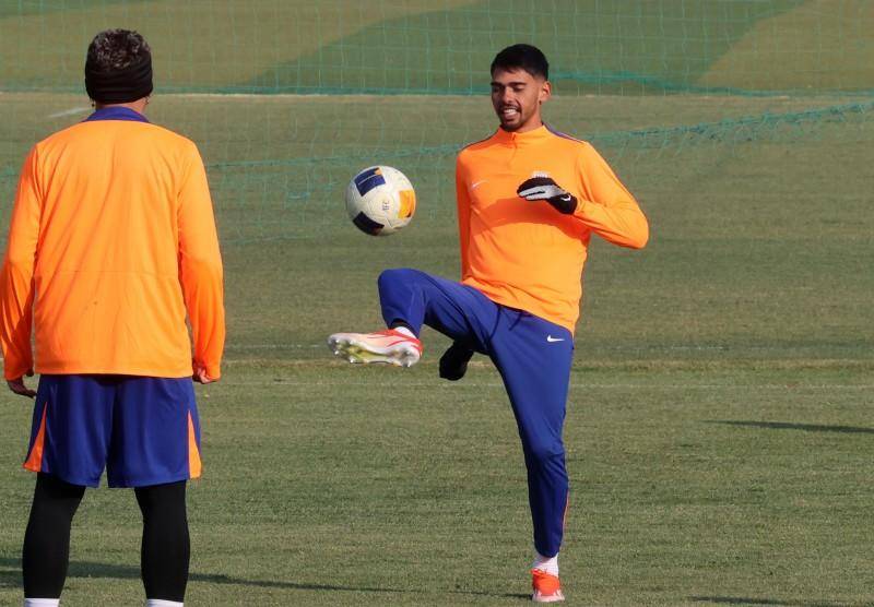 亚冠|卡扎尔打满全场,马德鲁加替补登场,你给泰山新外援打几分