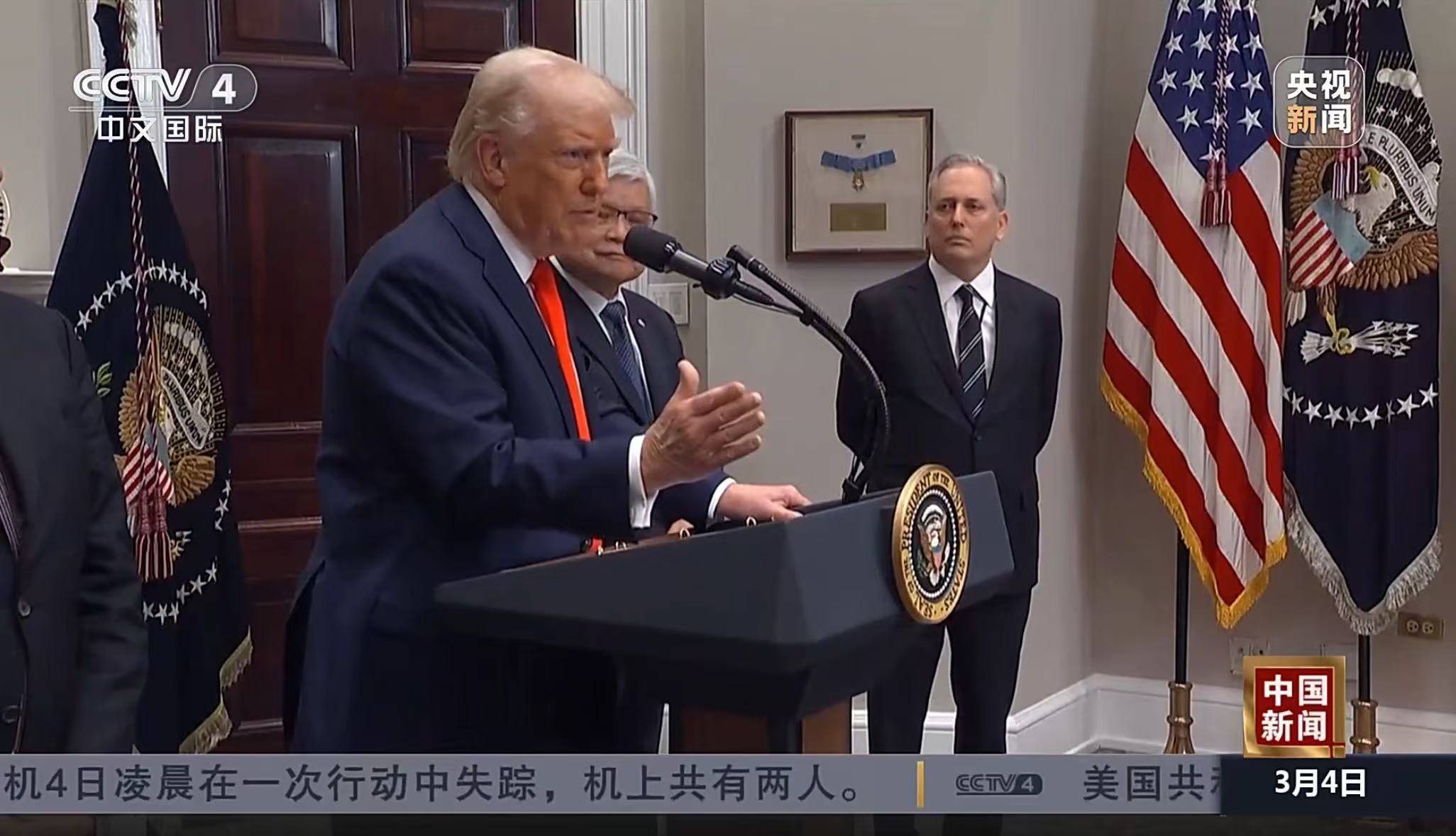 波兰证实：美国对乌克兰的军援真的停了！乌克兰紧急回应！乌总理：已准备好与美国签署矿产协议