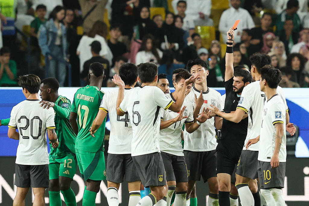 伊万科维奇:国足少一人确实很难,永远是下一场更关键