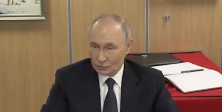 俄总统普京:俄军会将乌军彻底击溃