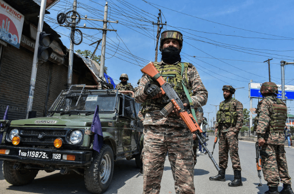 突发!巴印又打起来了,莫迪主动点名中国,到底帮不帮?