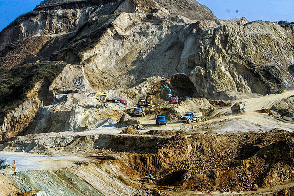 美国专家：中国很聪明，买稀土需填写最终用户，进一步封堵漏洞