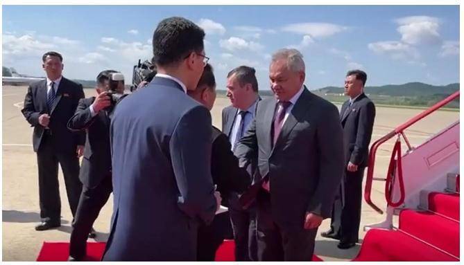 俄媒:绍伊古抵达朝鲜平壤 计划与金正恩再会面