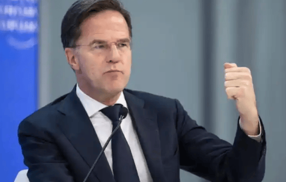 不装了?北约彻底摊牌,要和中方硬碰硬?解放军已做好最坏准备