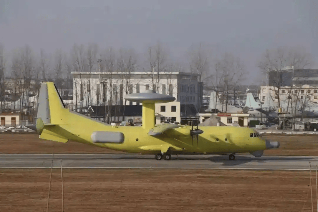 印度上下一片失望,美国拒绝卖战略侦察机后,要学中国造空警700