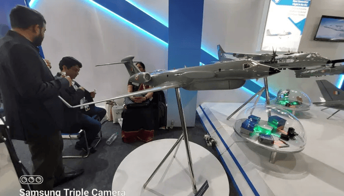 印度上下一片失望,美国拒绝卖战略侦察机后,要学中国造空警700