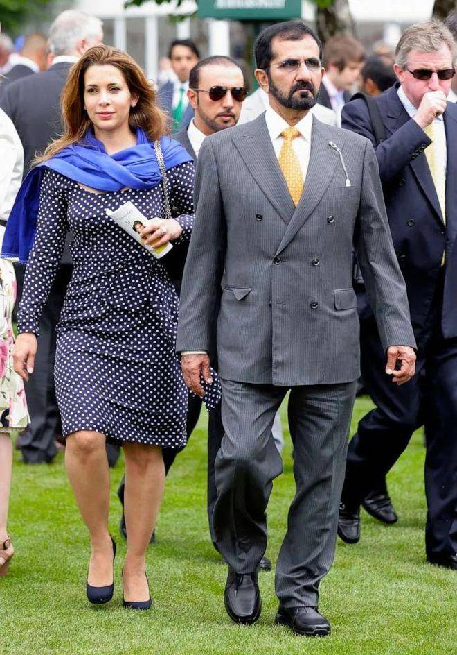 迪拜公主休夫后再订婚,交往卡戴珊前任晒出价值千万钻戒