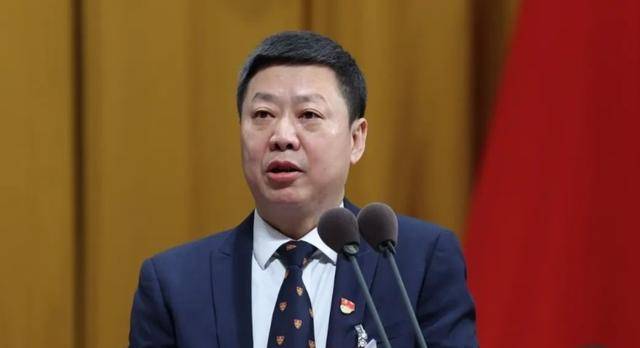 中央巡视组进驻重庆市期间,明道贵被查