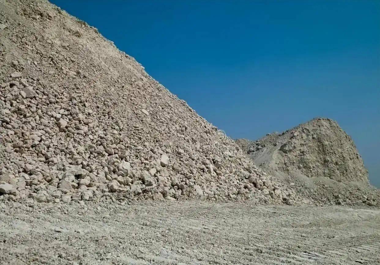 美专机已离国,中美会谈前夕,美国又来下马威,中方做好最坏打算